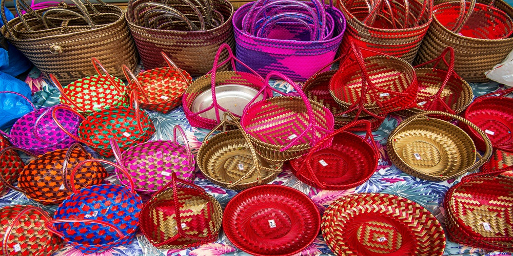 The Impact of Basket Color on Gift Baskets